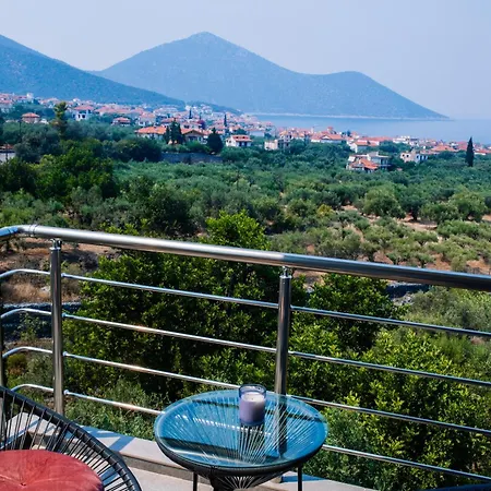 Konatsi Luxury Apartments Tirós Exteriér fotografie