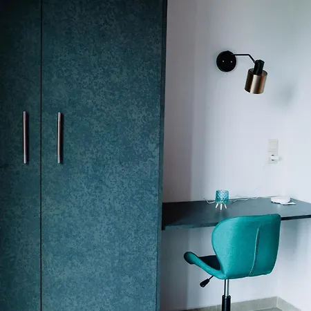 Konatsi Luxury Apartments Tirós Exteriér fotografie